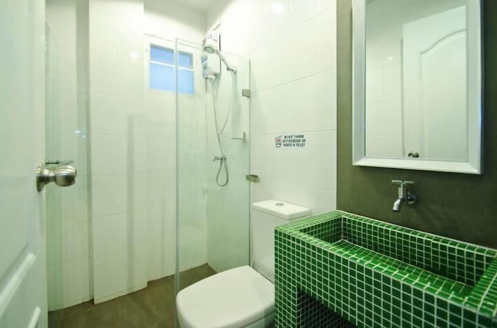 Фото Di Place Hotel