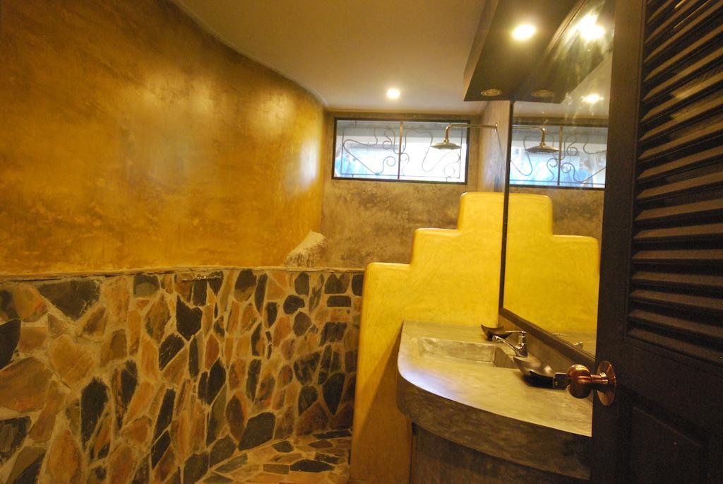 Фото Koh Tao Heights Apartments