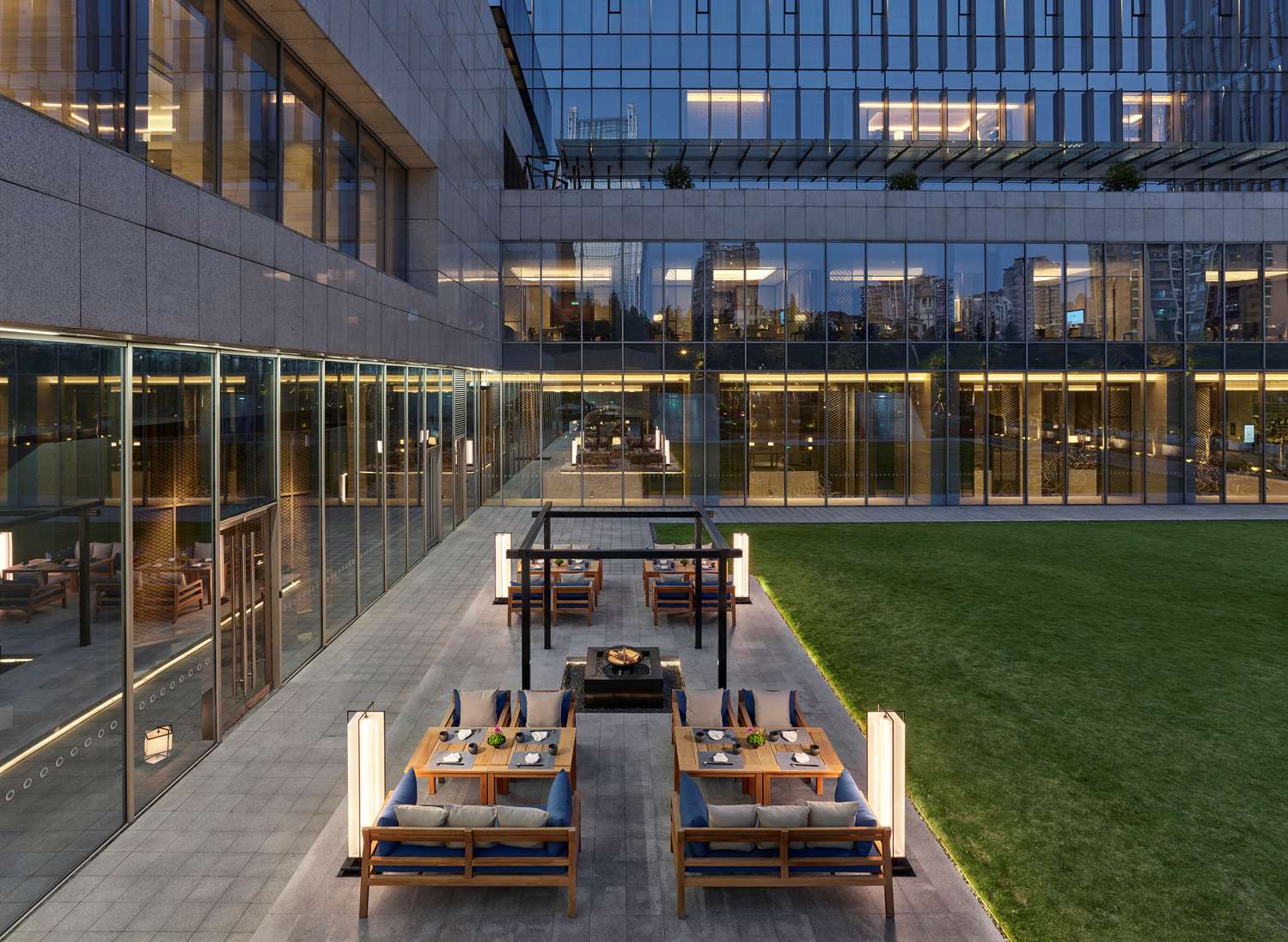 Фото Hilton Guiyang