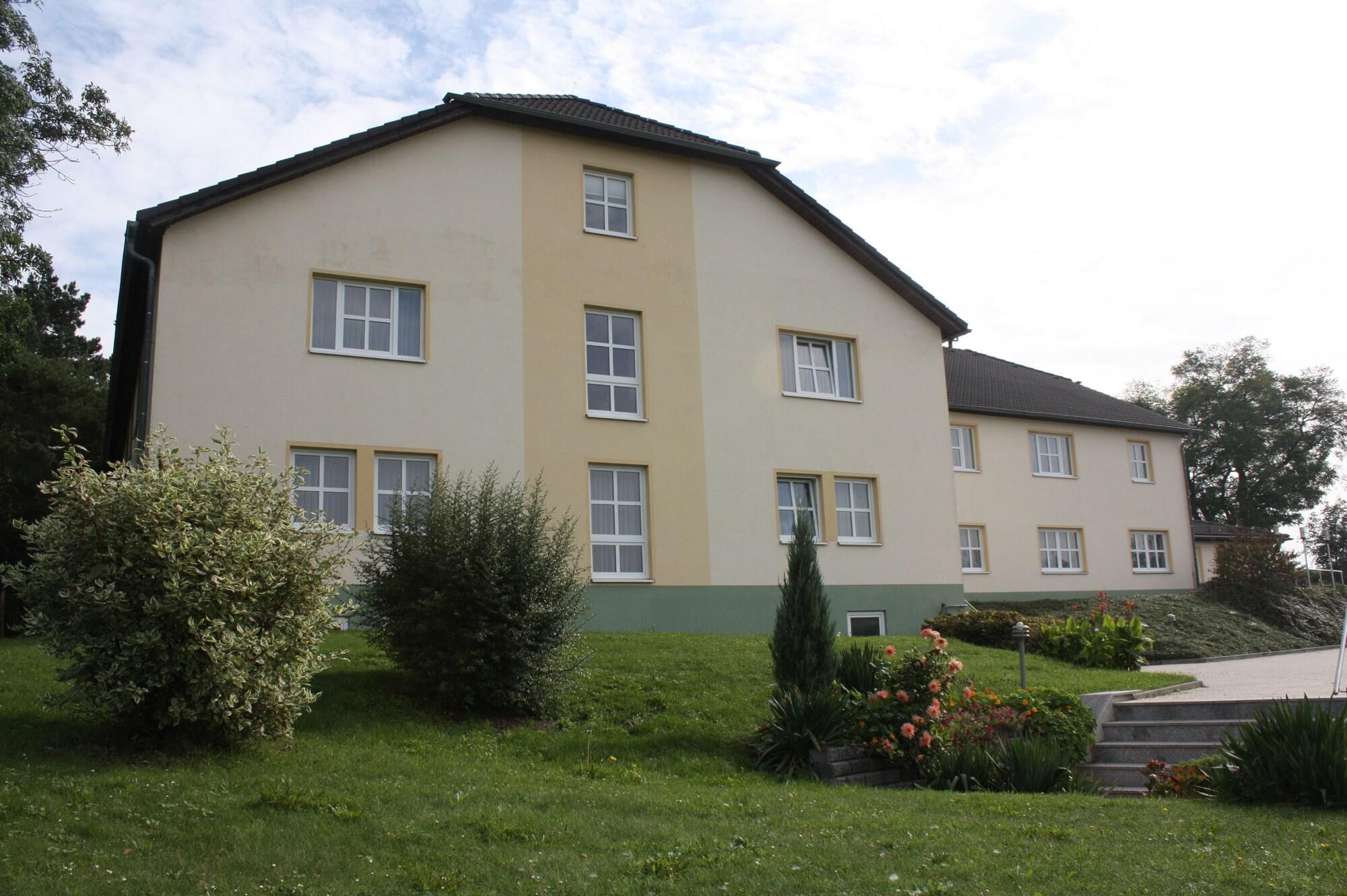 Фото Hotel & Restaurant Bergfried