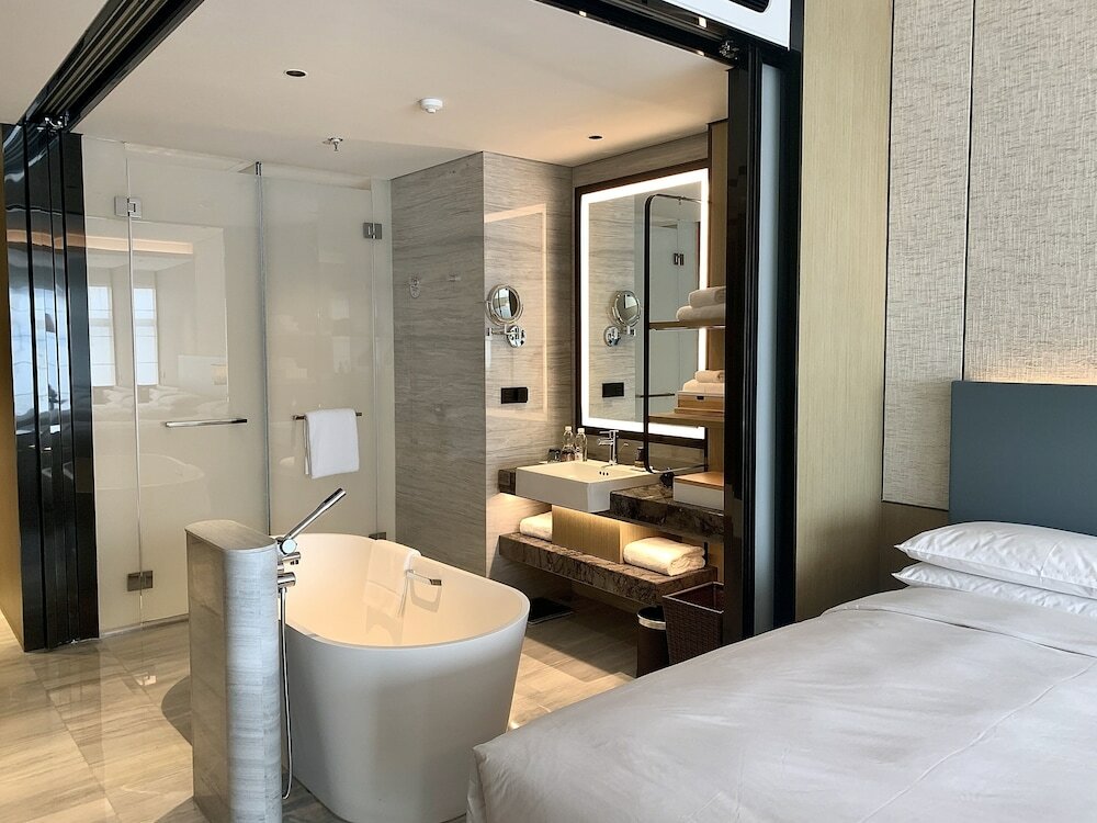 Фото Xuzhou Marriott Hotel Lakeview