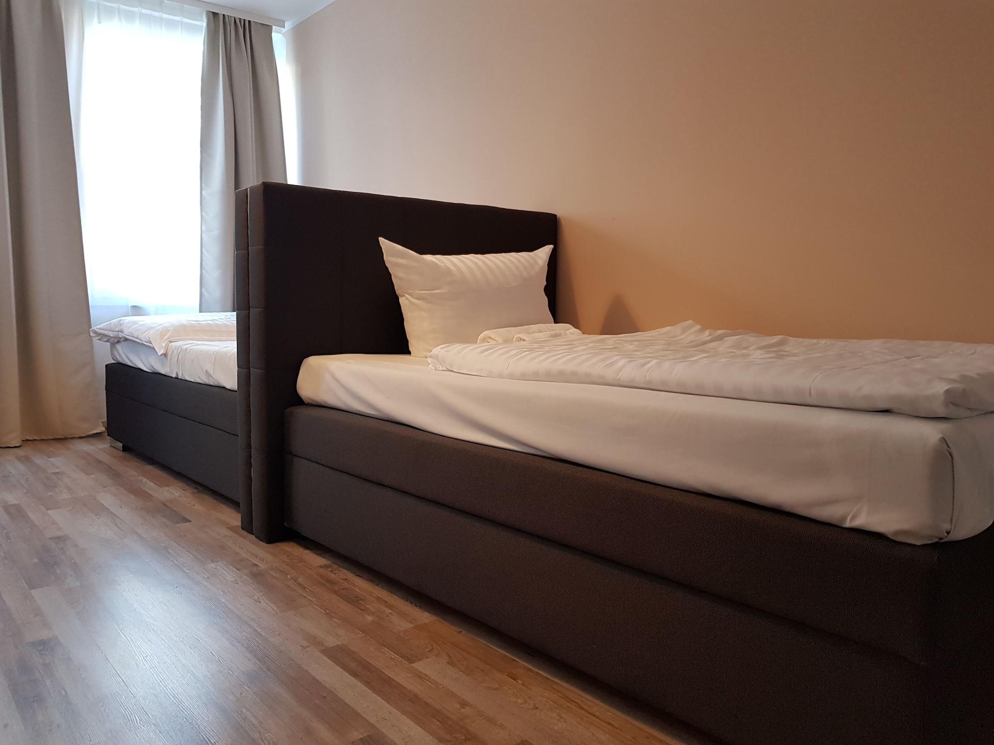 Фото Hotel-Residenz Oberurseler Hof