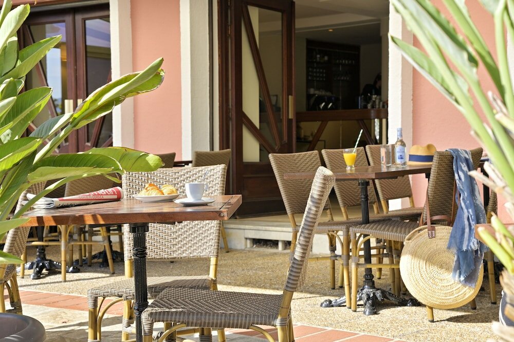 Фото Hotel du Golfe