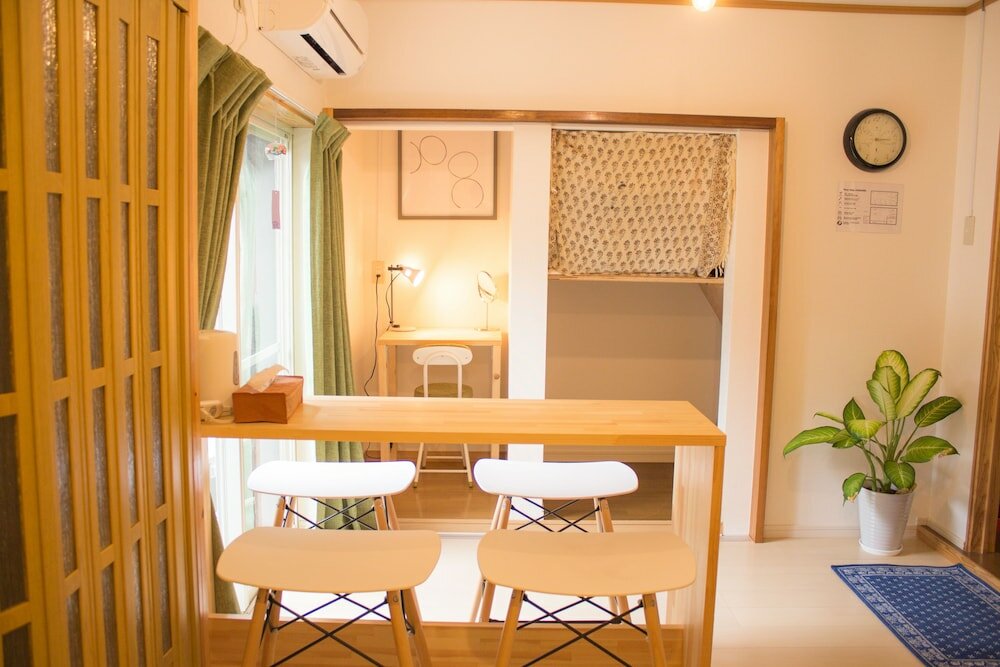 Фото Traditional Apartment - Hostel