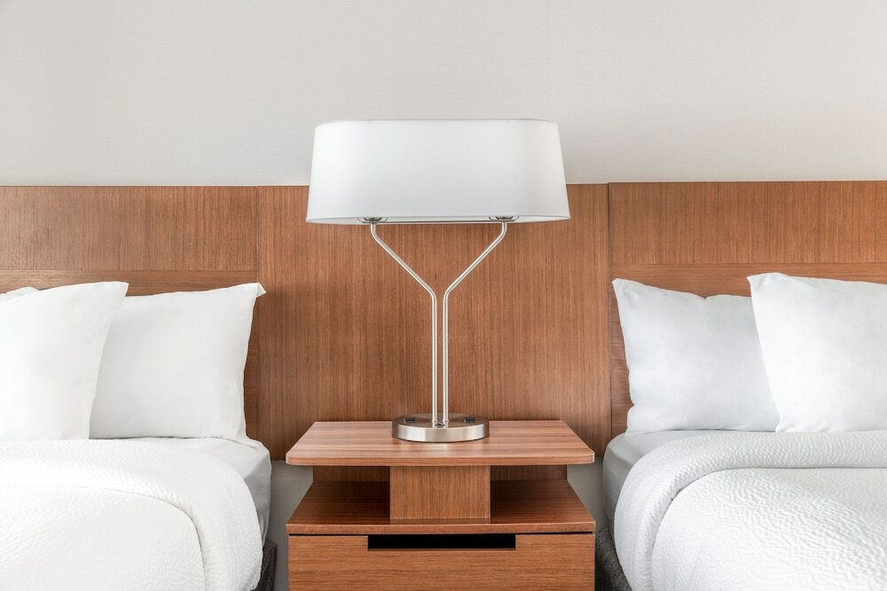 Фото Fairfield Inn & Suites by Marriott Martinsburg