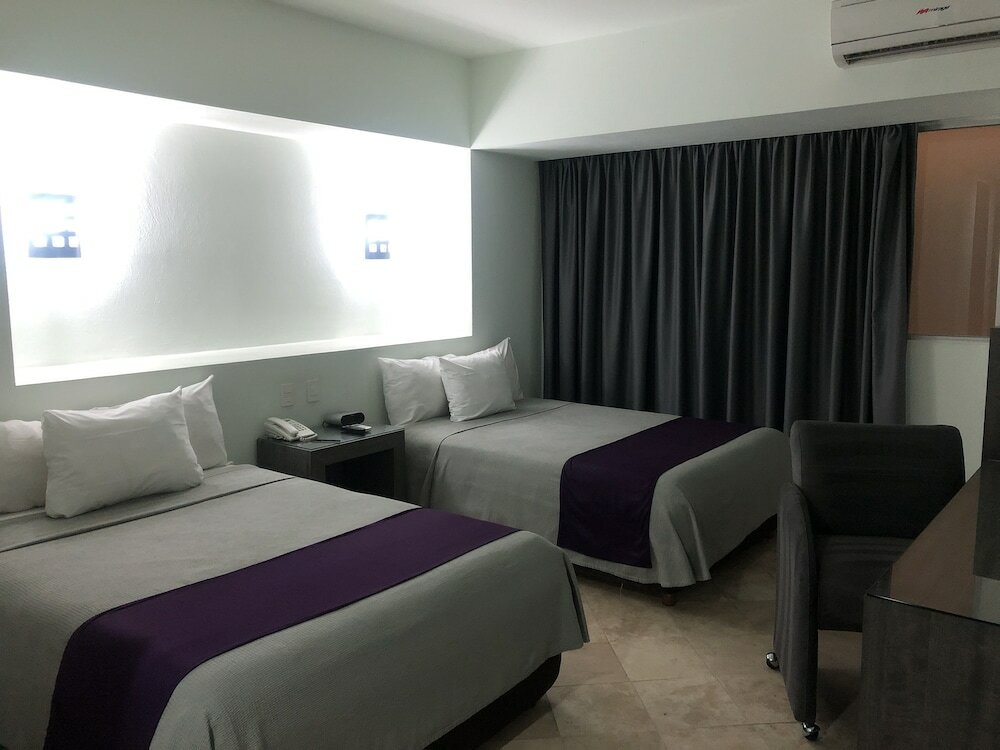 Фото We Hotel Aeropuerto