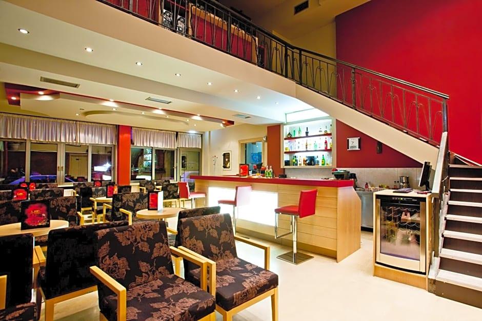 Фото Hotel Erika