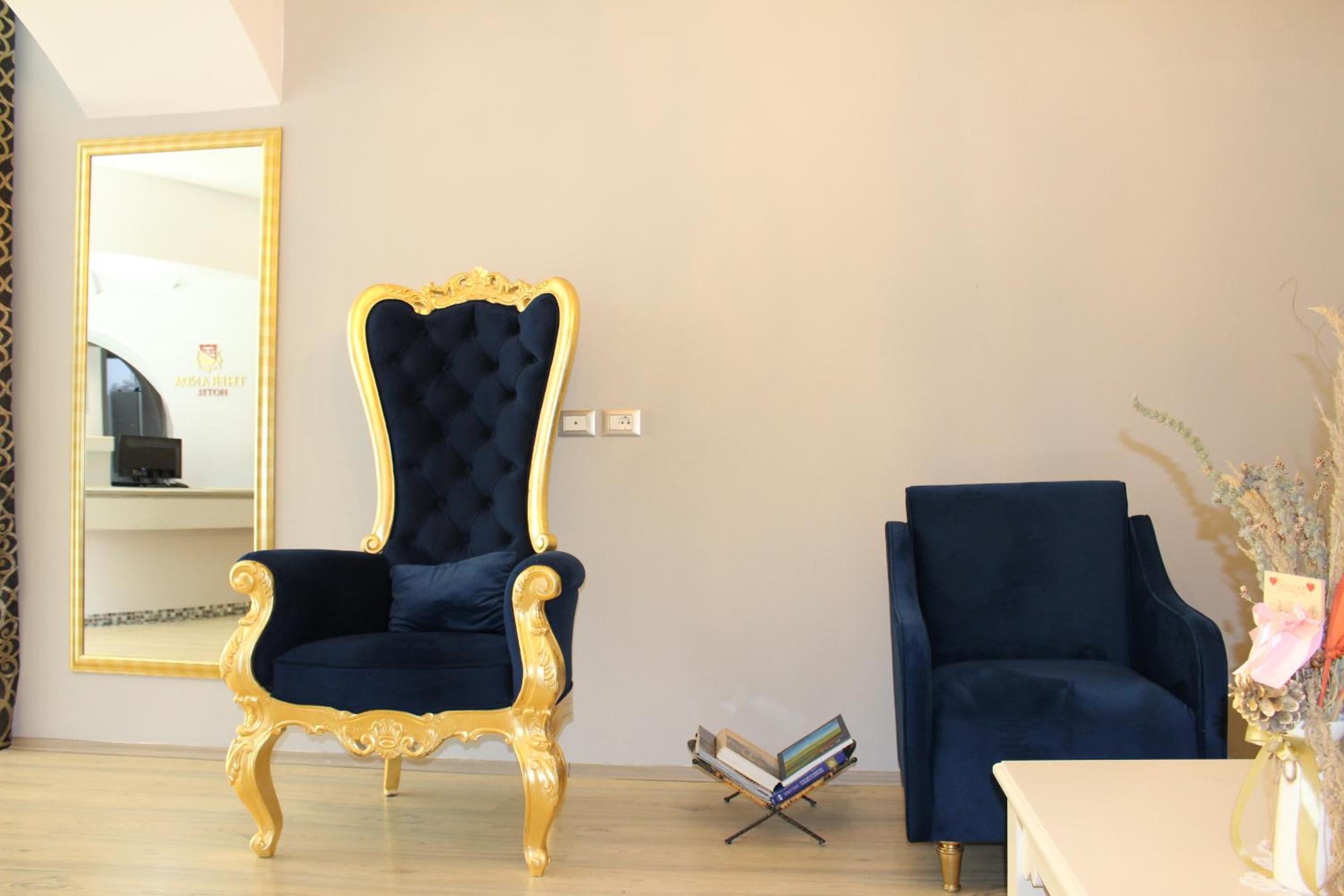 Фото Theranda Boutique Hotel