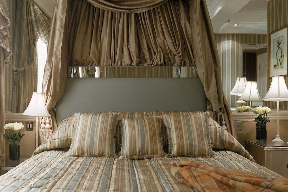 Фото The Montague On The Gardens by Red Carnation Hotel Collection