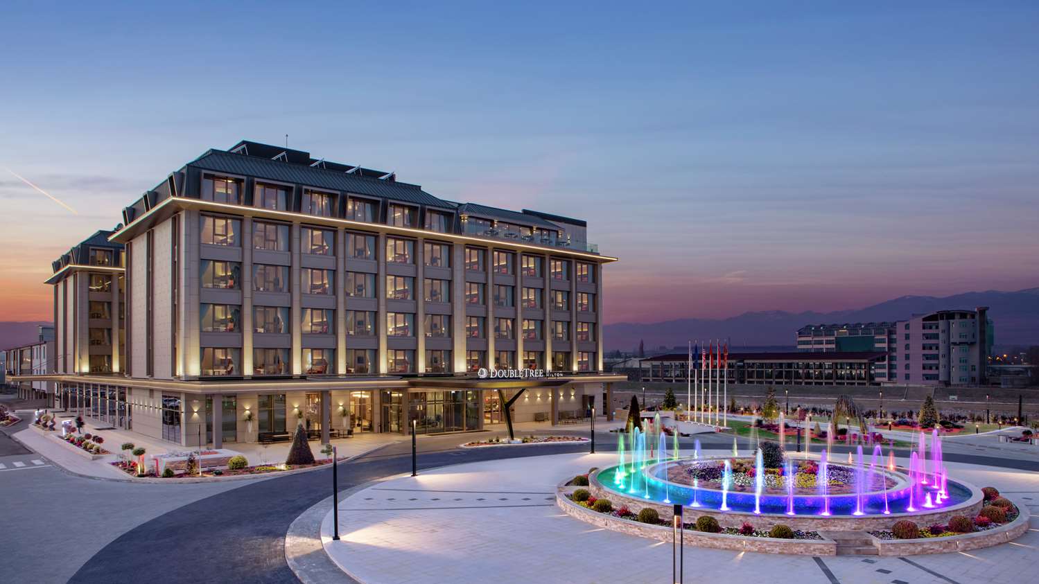 Фото DoubleTree by Hilton Skopje