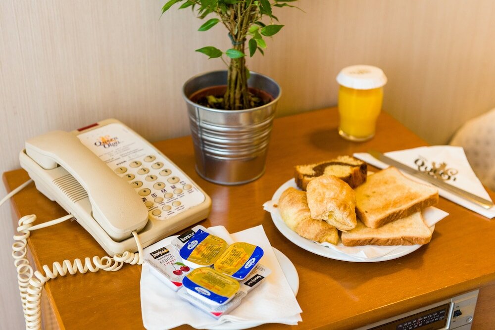 Фото Hotel Queen Olga