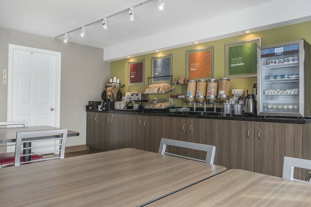 Фото Comfort Inn Belleville