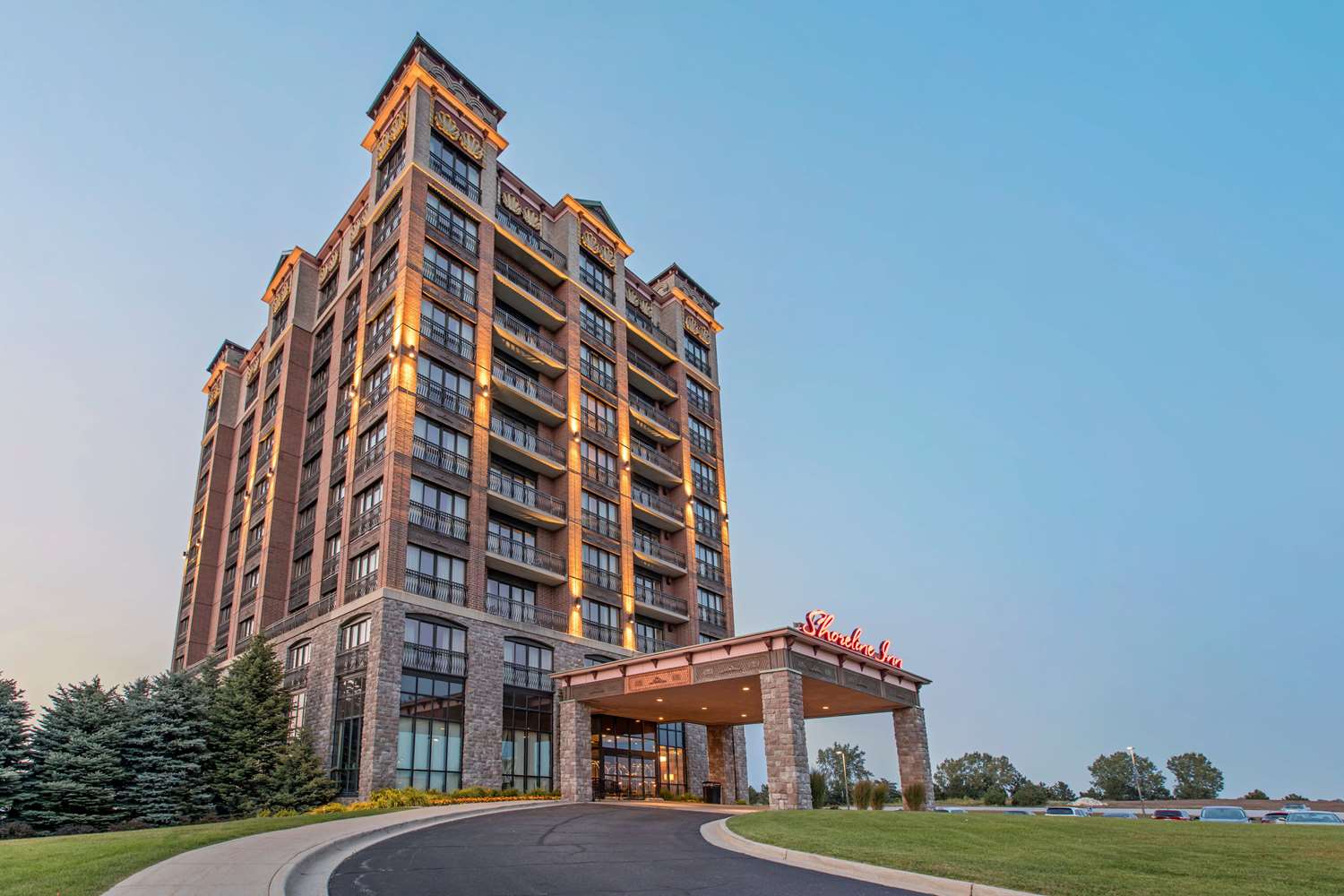 Фото Shoreline Inn & Conference C, Ascend Hotel Collection