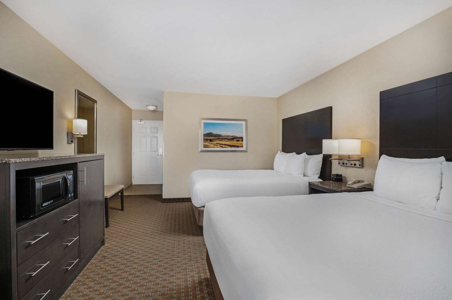 Фото La Quinta Inn & Suites by Wyndham Paso Robles