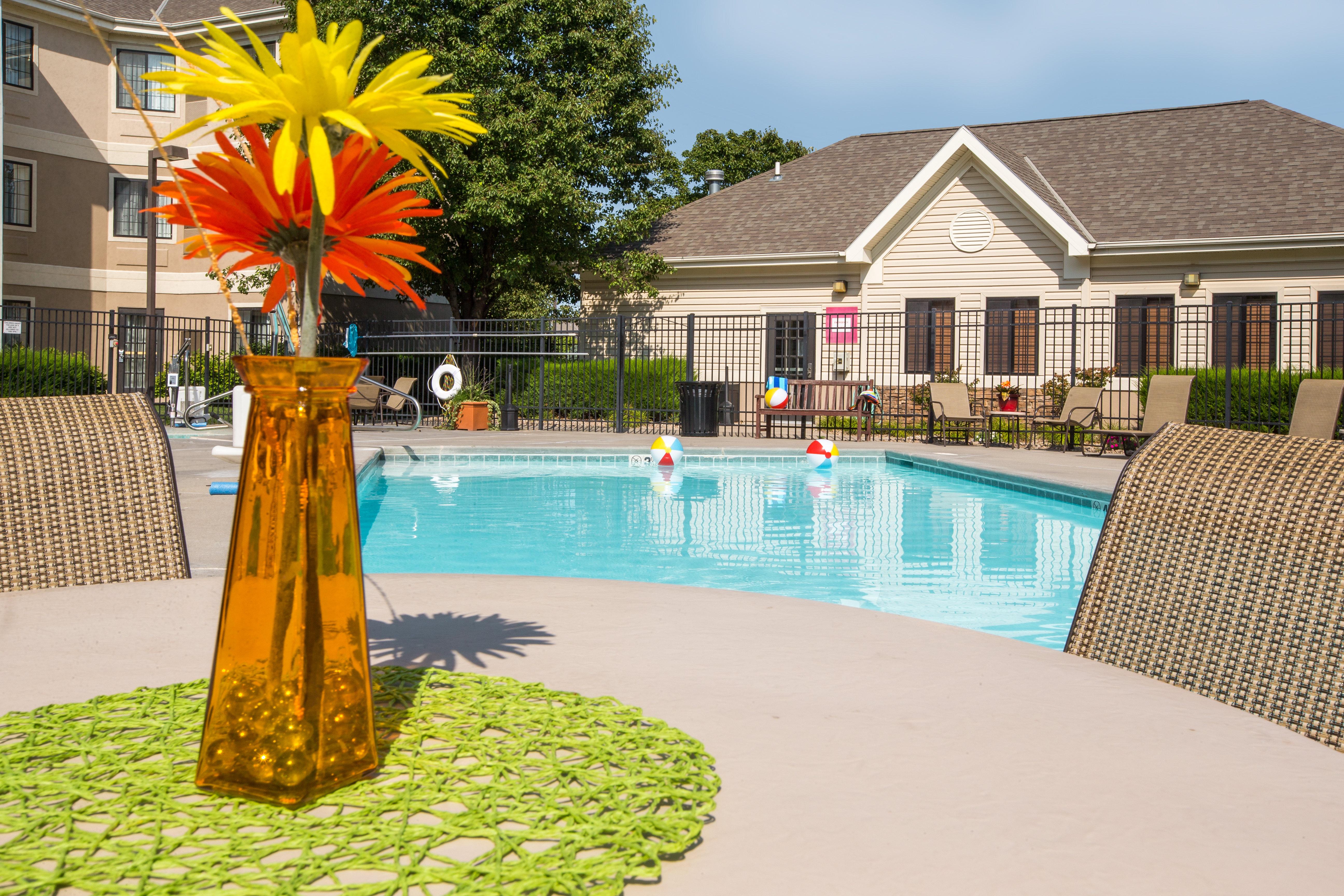 Фото Staybridge Suites Lincoln I-80