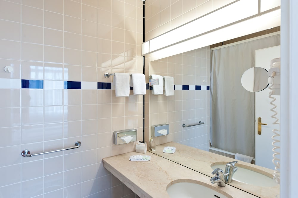 Фото Hotel Johann Strauss