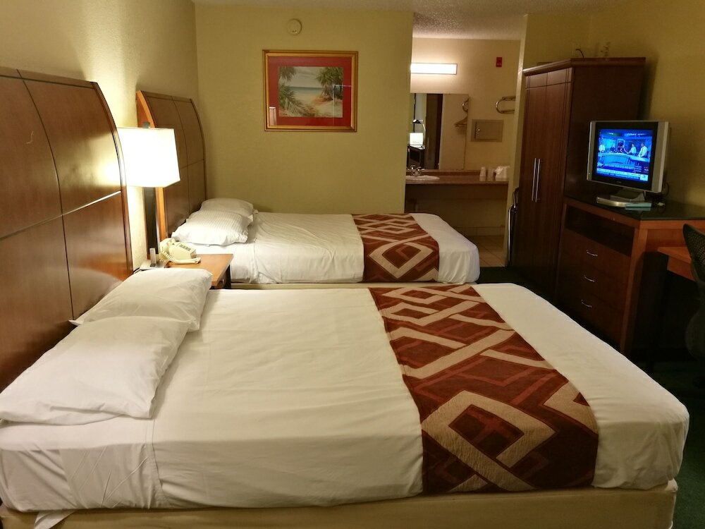 Фото Golden Link Resort Motel