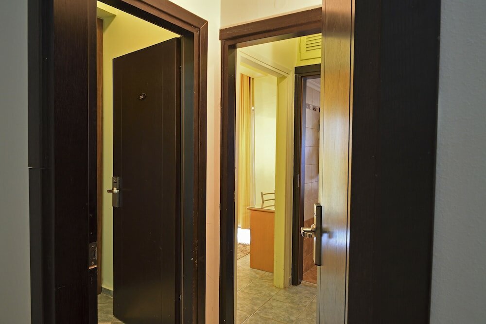 Фото Four Seasons Hotel