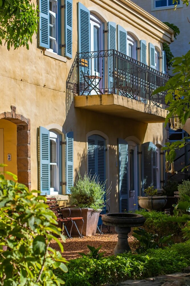 Фото Auberge Burgundy Guest House