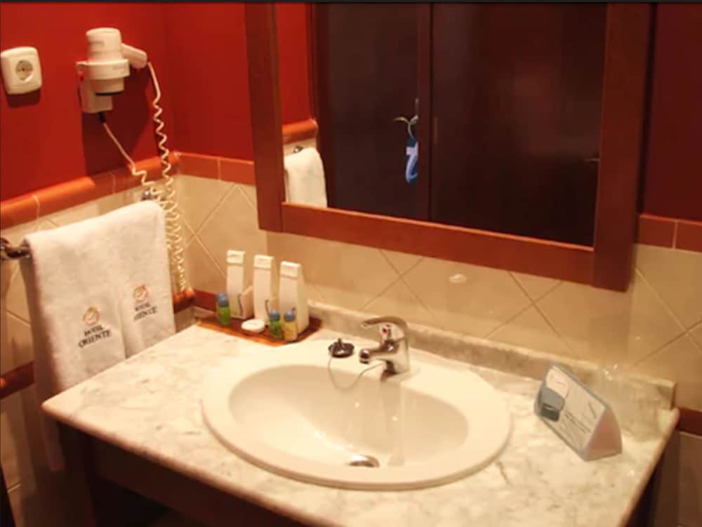 Фото Hotel Oriente