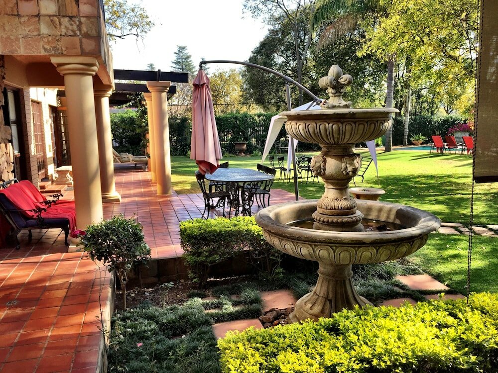 Фото MacGregors Guest House