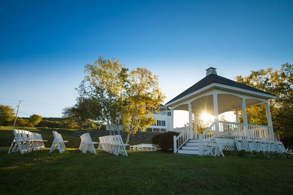 Фото The Lucerne Inn