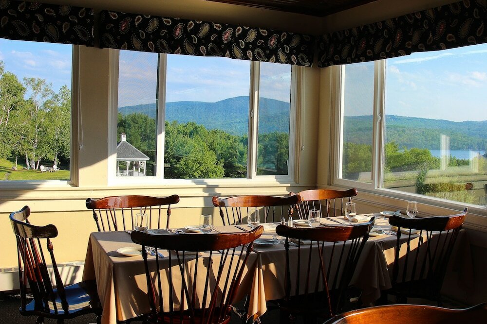 Фото The Lucerne Inn