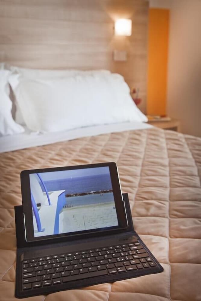 Фото Hotel Costazzurra