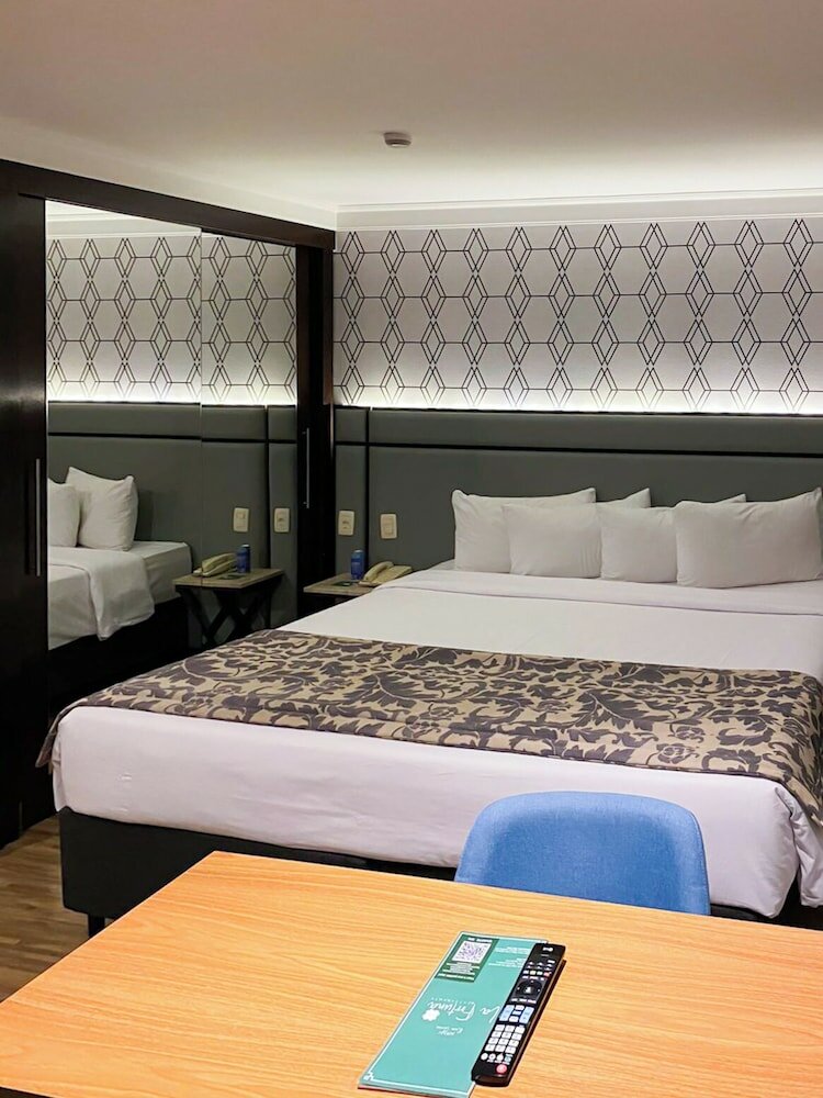 Фото Transamerica Prime International Plaza