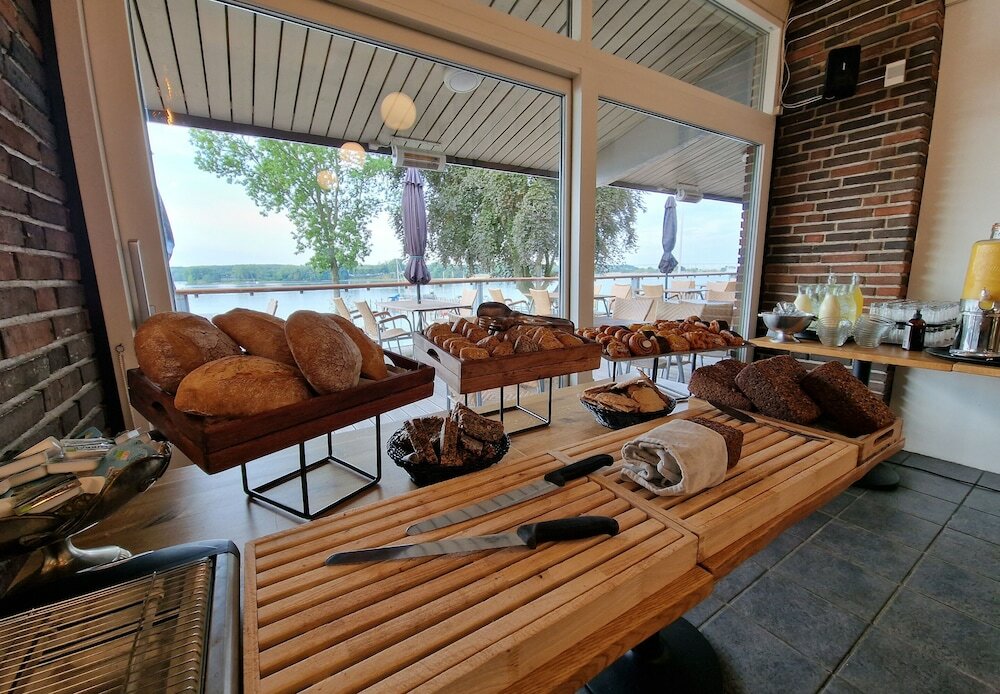 Фото Hotel Christiansminde