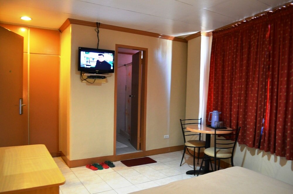 Фото Elegant Circle Inn