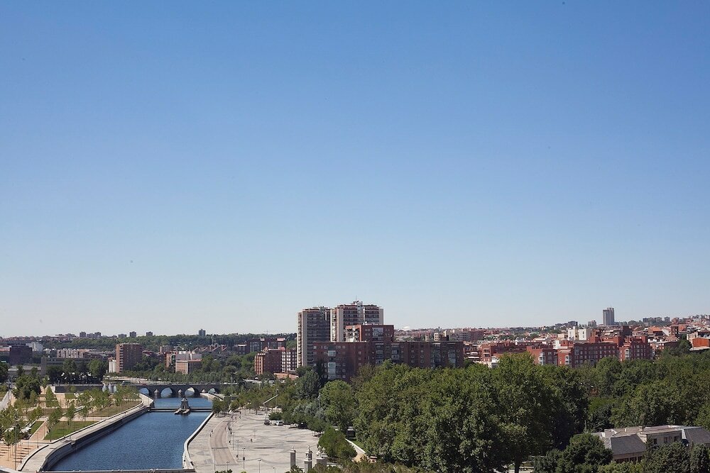 Фото Acta Madfor