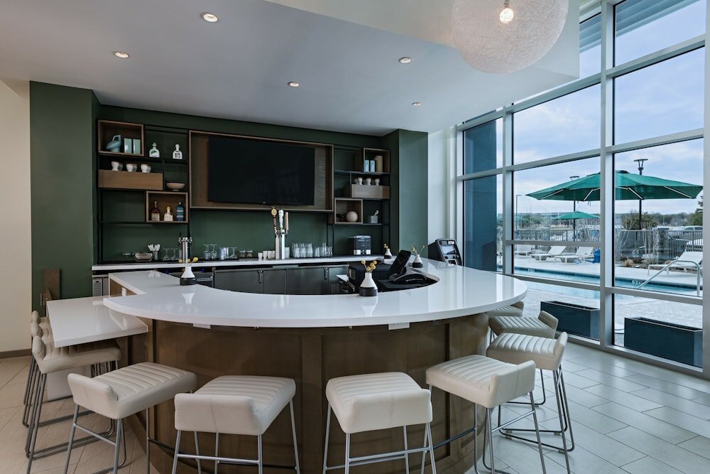 Фото Element Dallas Las Colinas