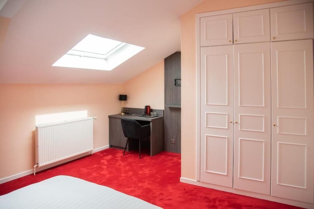 Фото 216410684091