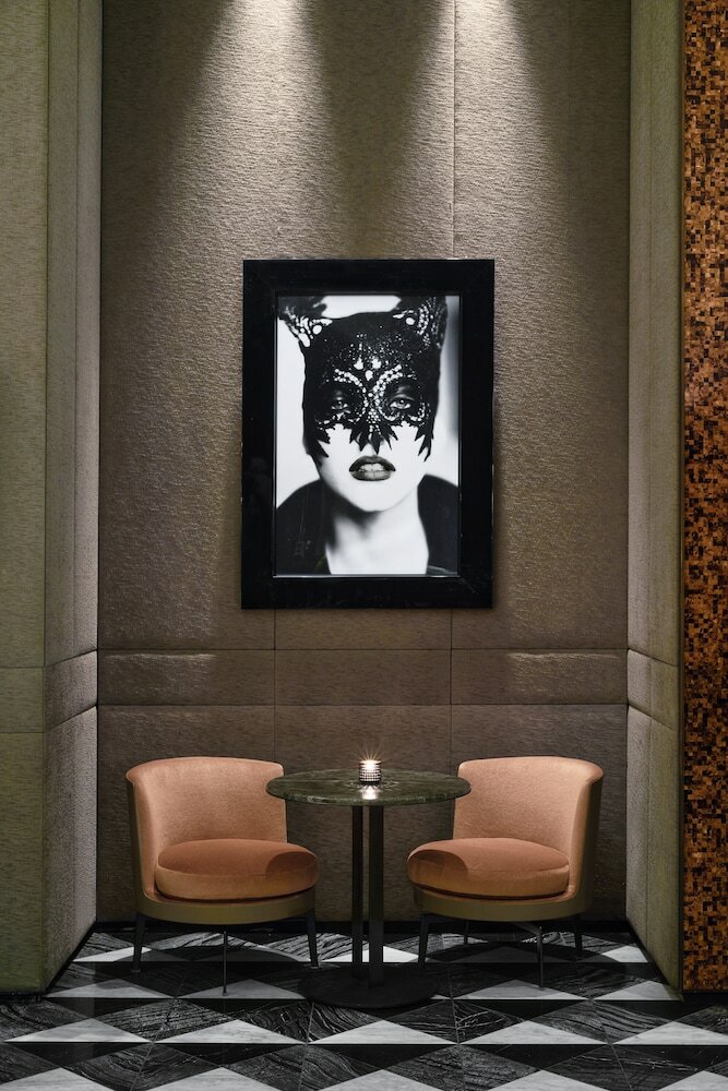 Фото The Hazelton Hotel