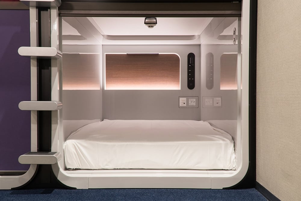 Фото Cabin & Lounge Highland Station Inn