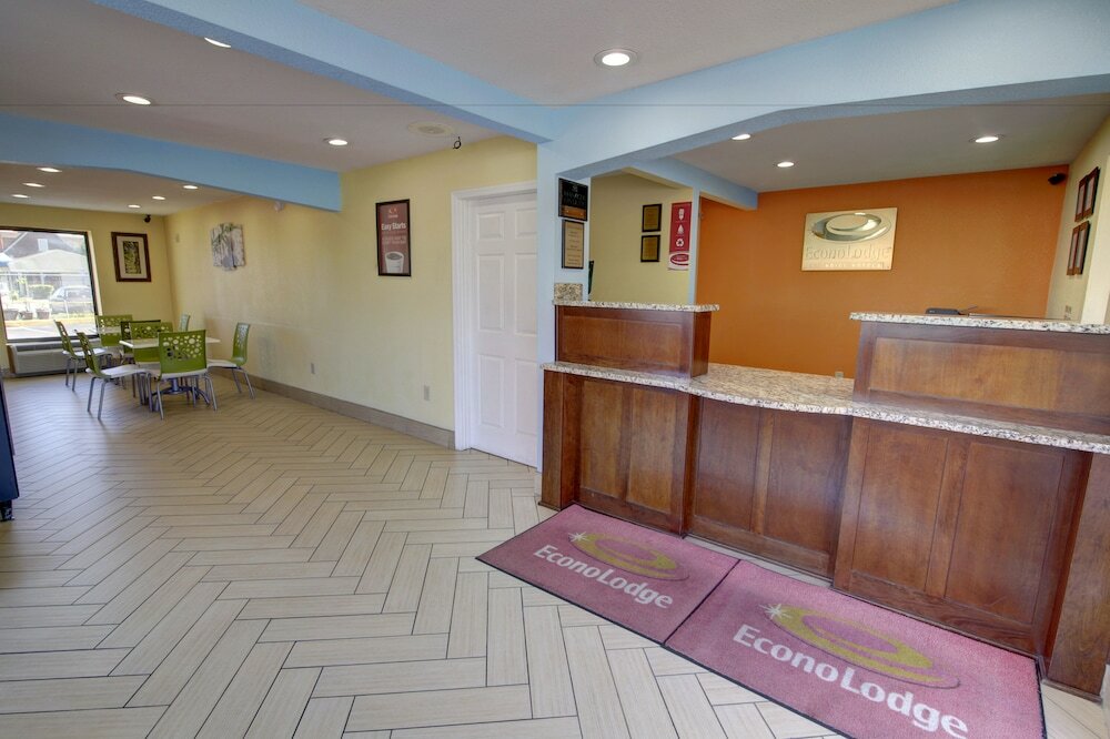 Фото Econo Lodge at Military Circle