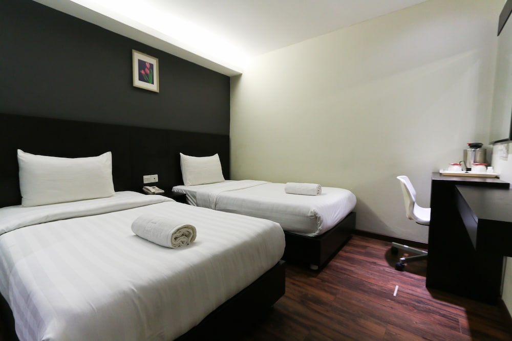 Фото Hotel 99 - Bandar Klang