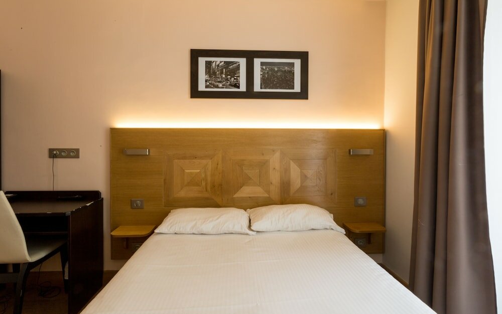 Фото Hotel Eiffel XV