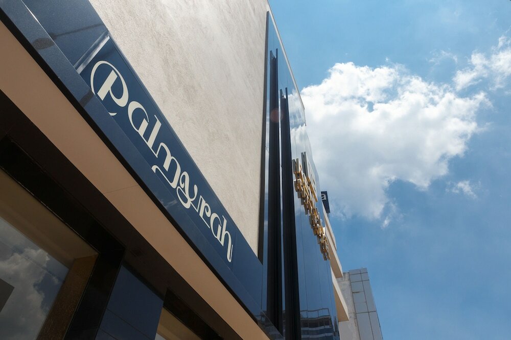 Фото Renuka City Hotel