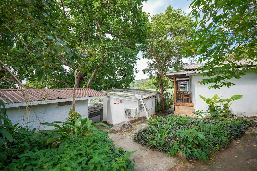 Фото Phi Phi Cozy Seafront Resort