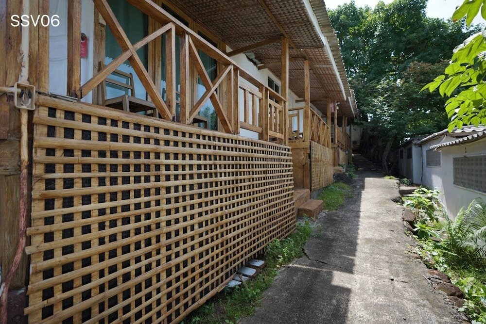 Фото Phi Phi Cozy Seafront Resort