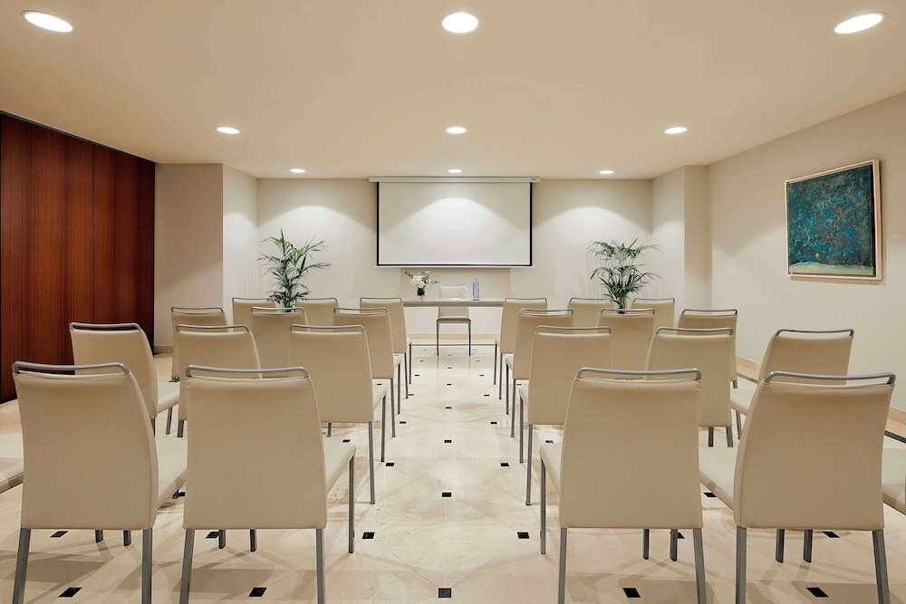 Фото NH Collection Marbella