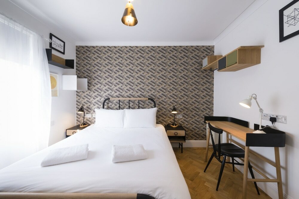 Фото The California