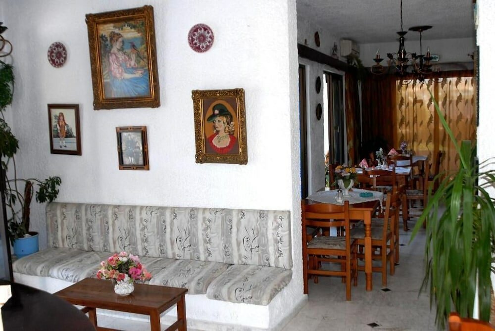 Фото Anthoula Sun