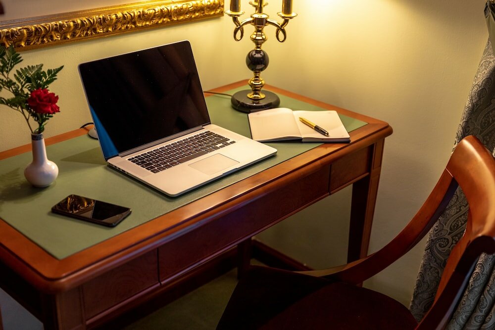 Фото Swiss Diamond Hotel Prishtina