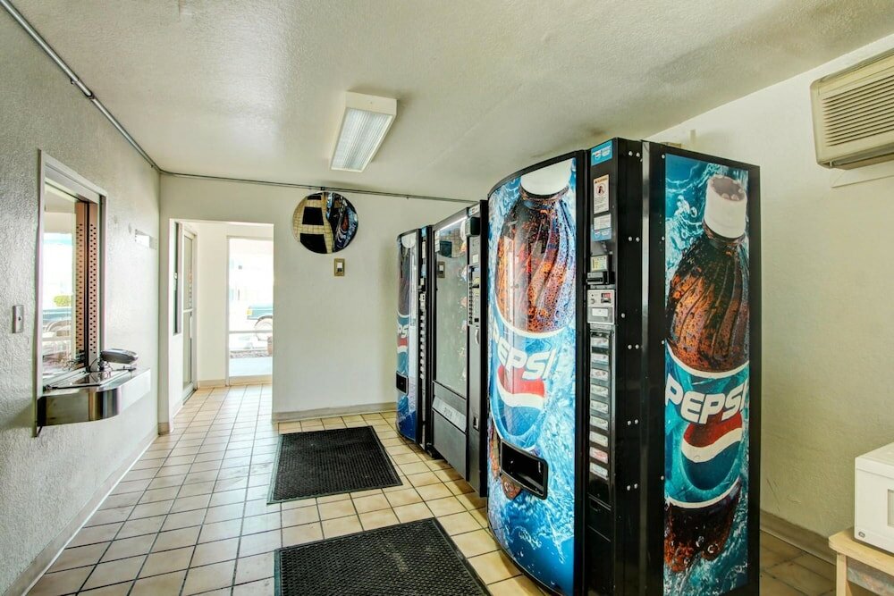 Фото Motel 6 Denver, Co - Airport