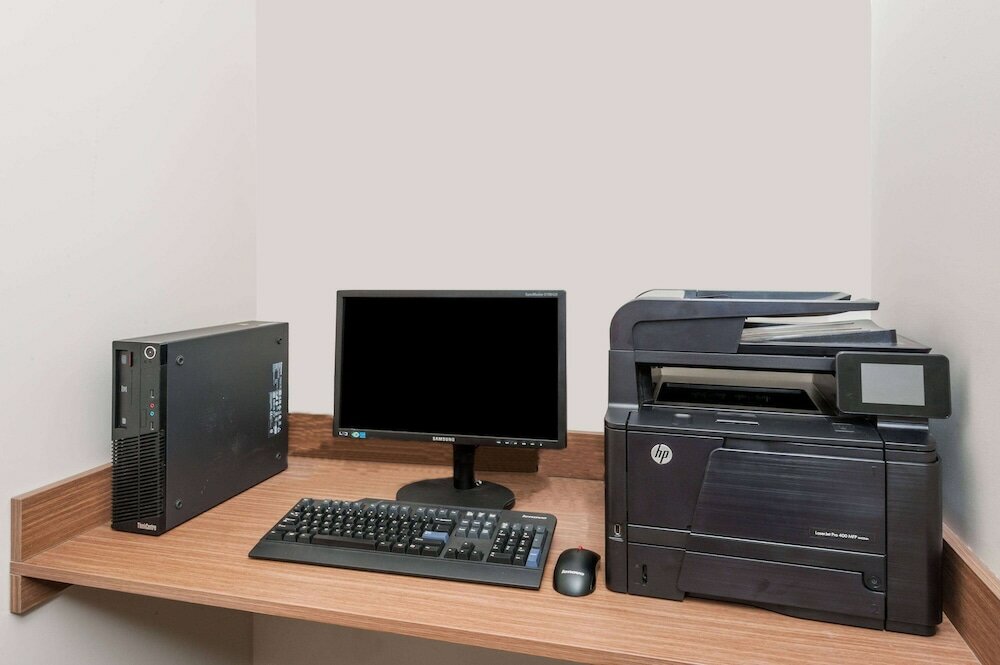 Фото Microtel Inn & Suites by Wyndham Fort St John