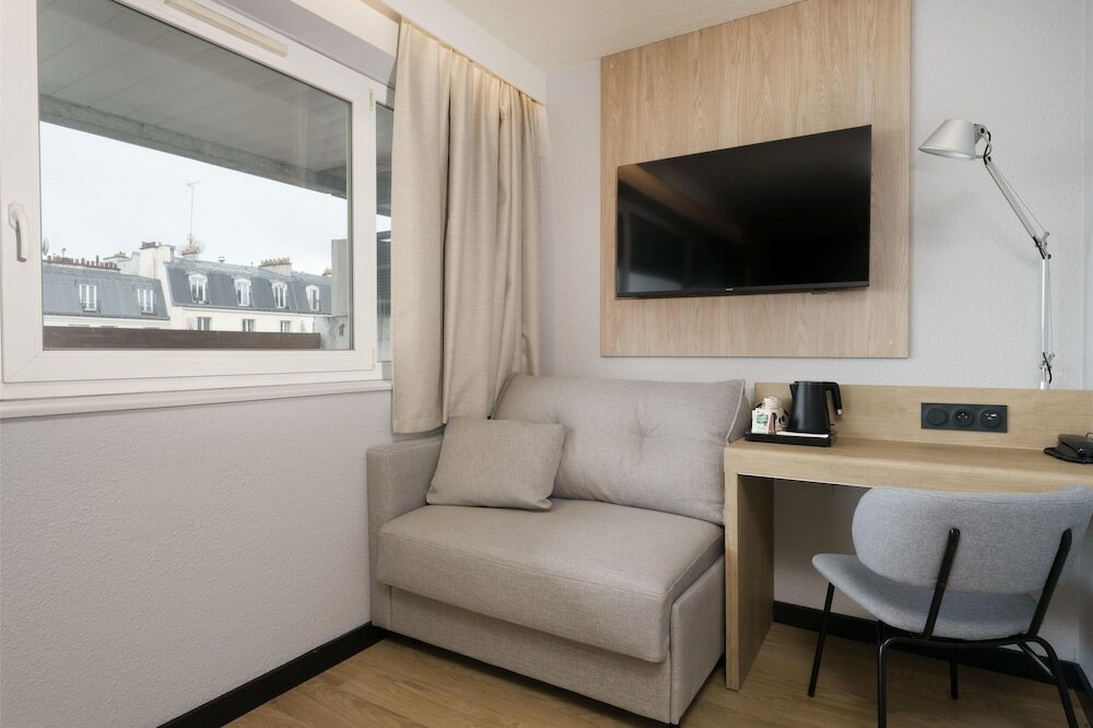 Фото Campanile Le Blanc Mesnil