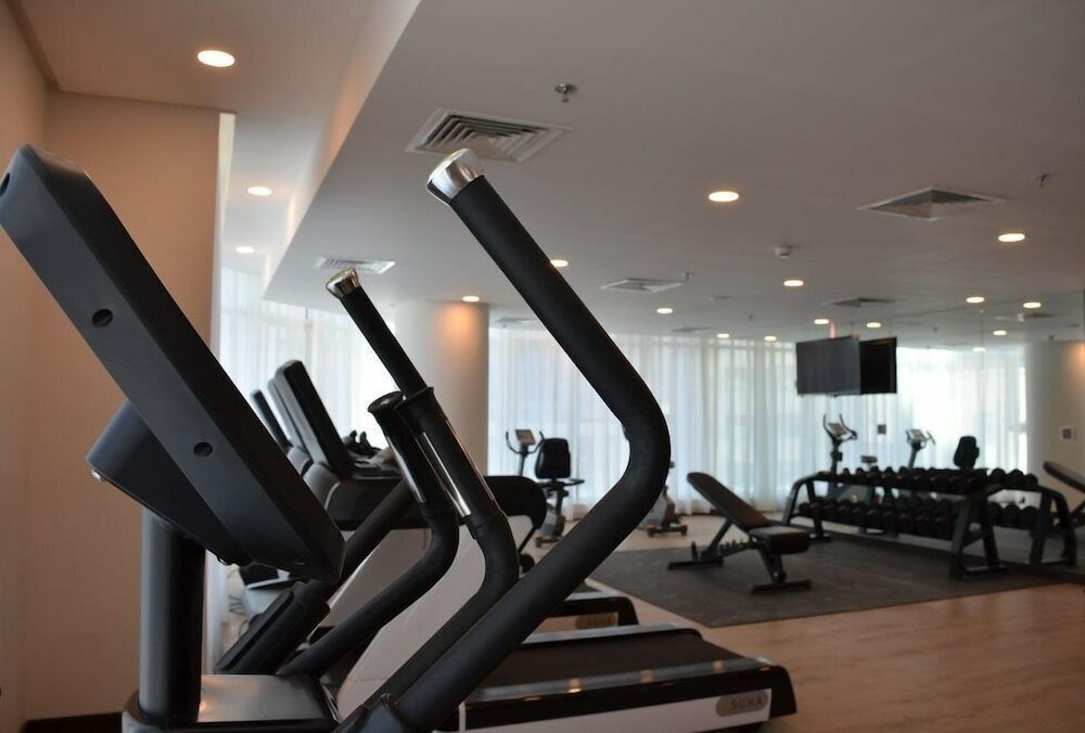 Фото The Lodge Suites